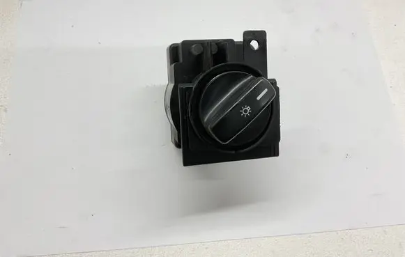Mercedes-Benz A W169 Light switch 1695451304 0494357 32220301