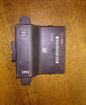 Volkswagen Golf V Other control units/modules 1K0907530F 1K0907951