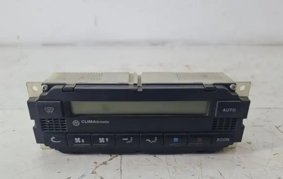 Volkswagen PASSAT B5 Climate control unit 3B1907044A