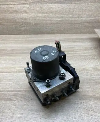 Toyota Corolla Verso AR10 ABS Pump 445400F020 0265950412 0265234222