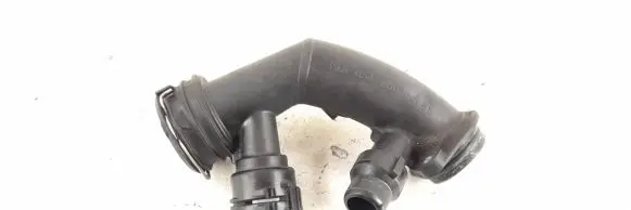 Mercedes-Benz E W212 Engine coolant pipe/hose 6512000451 A6512000451