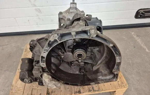 Ford Fiesta Manual 6 speed gearbox 2S6R7002JA