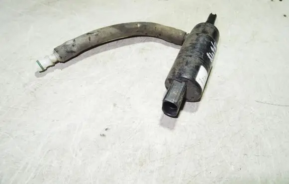 Audi A4 S4 B6 8E 8H Headlight washer pump 3B0955681A