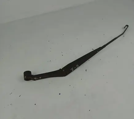 Smart ForFour I Front wiper blade arm A4548200144 68286F