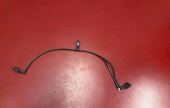 Ford Fusion II Windshield washer spray nozzle