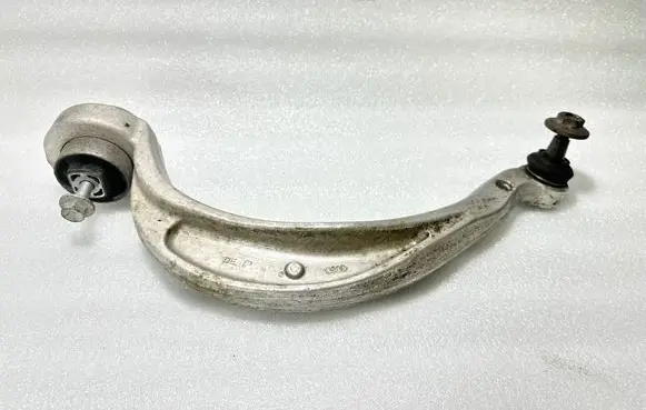 Audi A6 S6 C7 4G Front lower control arm/wishbone 8K0407696F