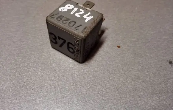 Audi A6 S6 C5 4B Other relay 8D0951253C 899314000
