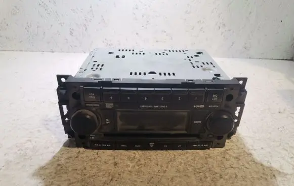 Dodge Journey Radio/CD/DVD/GPS head unit P05064362AA