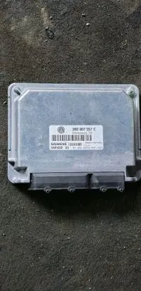 Volkswagen PASSAT B5 Engine control unit/module ECU brak