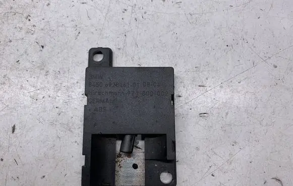 BMW 5 E60 E61 Bluetooth antenna 6928461 921800002