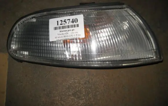 Mazda 626 Front indicator light