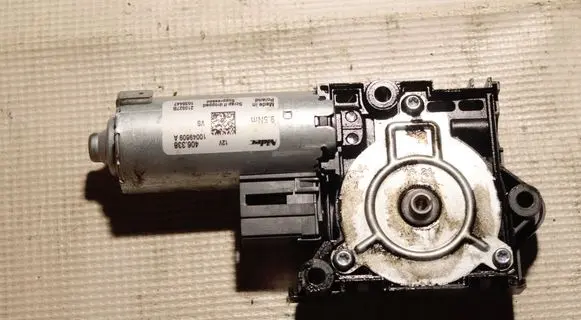 Volvo XC60 Sunroof control unit/module 10049609