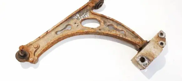 Skoda Octavia Mk2 (1Z) Front lower control arm/wishbone