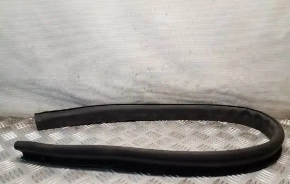 Opel Meriva B Engine compartment rubber 