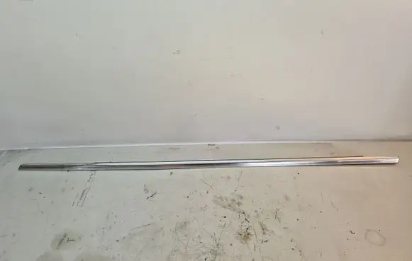 Volvo XC60 Front door trim (molding)