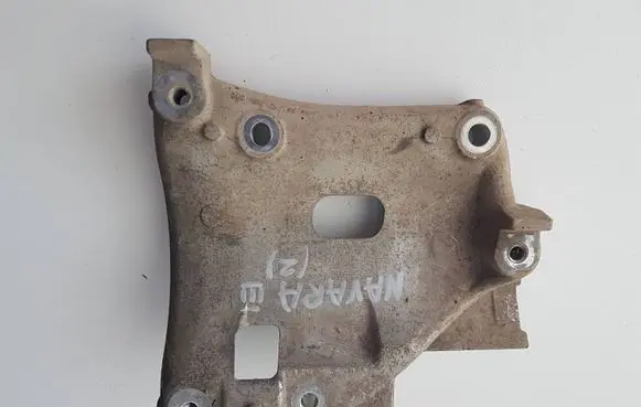 Nissan Navara D23 A/C compressor mount bracket 926140604R