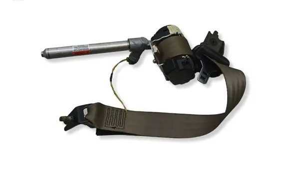 Volvo XC70 Rear seatbelt 39859395