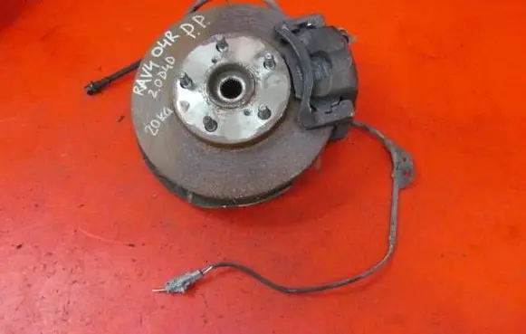 Toyota RAV 4 (XA20) Front wheel hub spindle knuckle RAV4IIZWROTNICAPP