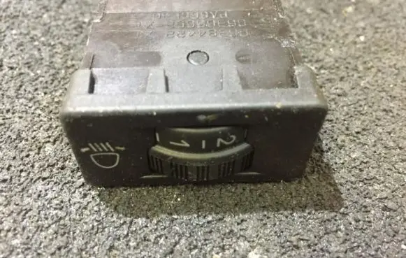 Citroen C3 Headlight level height control switch 96384422xt