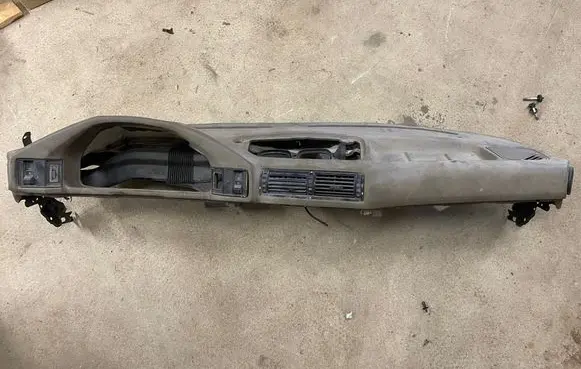 BMW 5 E34 Dashboard 64228126846
