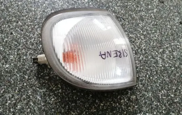 Nissan Serena Front indicator light 261307C000