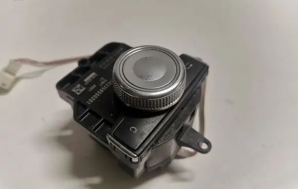 Mercedes-Benz E W212 Head unit multimedia control A2128702951