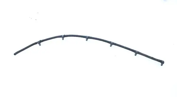 BMW 5 E60 E61 Fuel injector supply line/pipe 