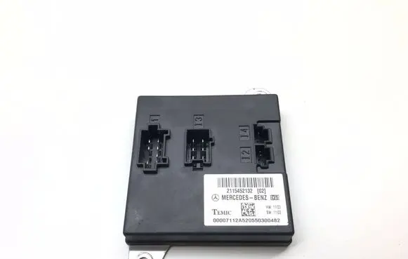 Mercedes-Benz E W211 Comfort/convenience module 2115452132 K3794
