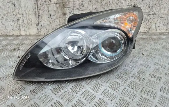Hyundai i30 Headlight/headlamp 921012R010 17128101 921012RXXX