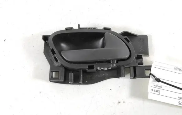 Opel Vivaro Front door interior handle 96555514XT