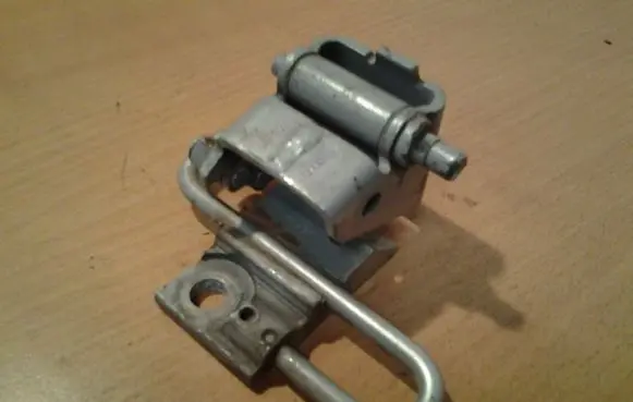 Front door lower hinge