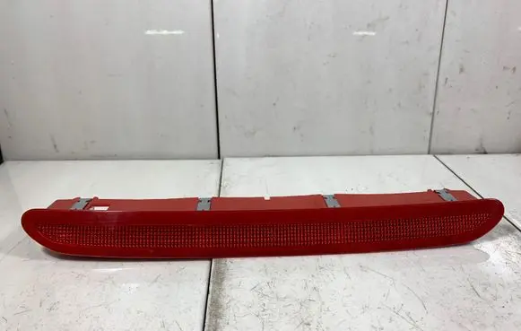 Volkswagen Tiguan Third/center stoplight 1K6945097A