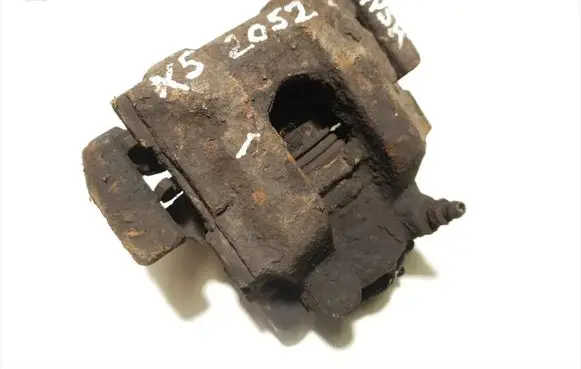 Rear brake caliper