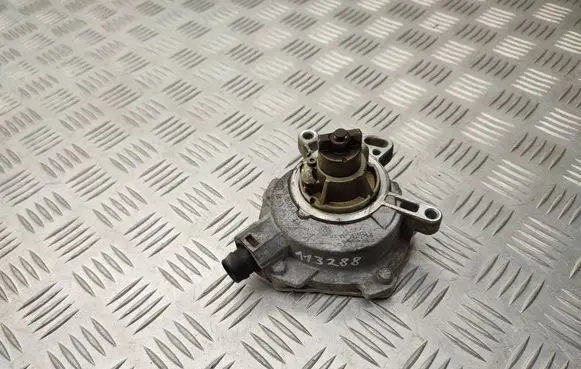 Ford Escape III Vacuum pump BM5G2A451ED