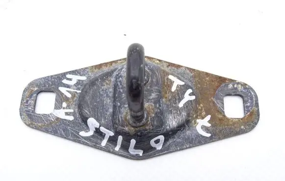 Fiat Stilo Tailgate lock loop/hook striker 