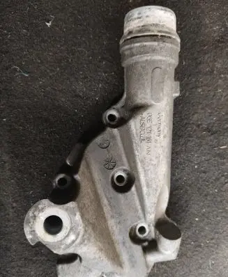 Thermostat/thermostat housing
