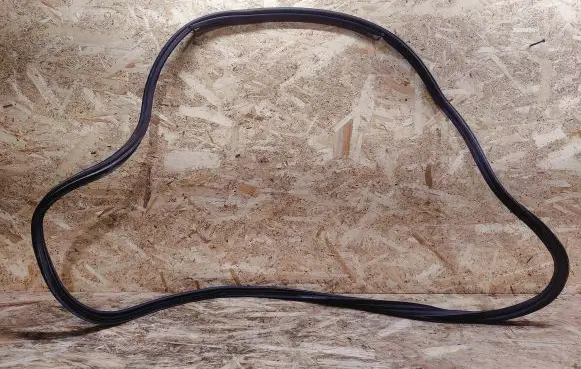 Cadillac XTS Trunk rubber seal (body) 23131014
