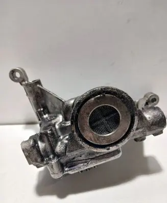 Audi A6 S6 C5 4B Oil pump 870814146 05915105H