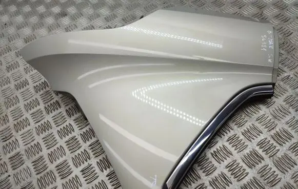 Rear bumper corner part panel trim