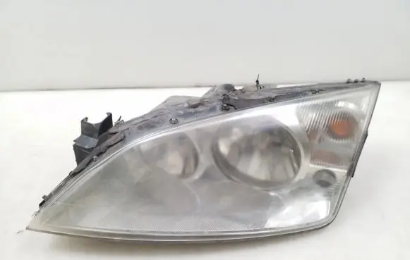 Ford Mondeo Mk III Headlight/headlamp 1S7113006AK