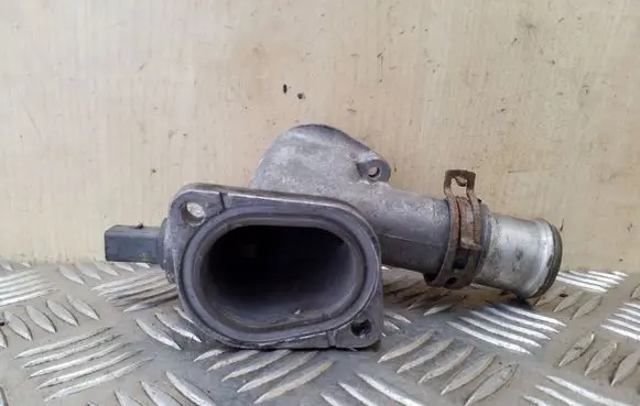 Ford Galaxy Engine coolant pipe/hose 038121133J