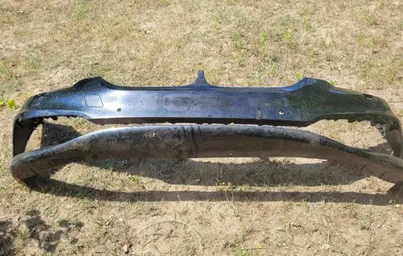 BMW 5 G30 G31 Front bumper 7437899