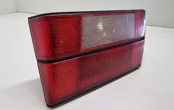 BMW 5 E34 Tailgate rear/tail lights 83515620R 3374463202