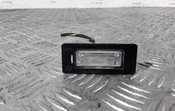 Audi A4 S4 B8 8K Number plate light 8T0943021