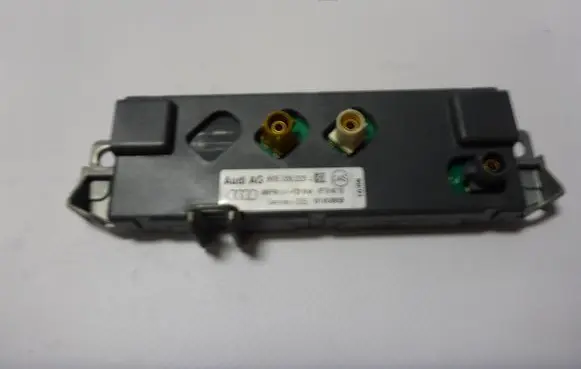Audi A4 S4 B8 8K Antenna control unit 8K5035225J