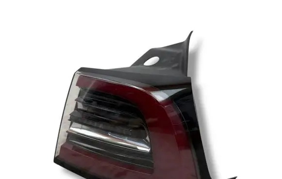 Tesla Model 3 Rear/tail lights 107739 107740