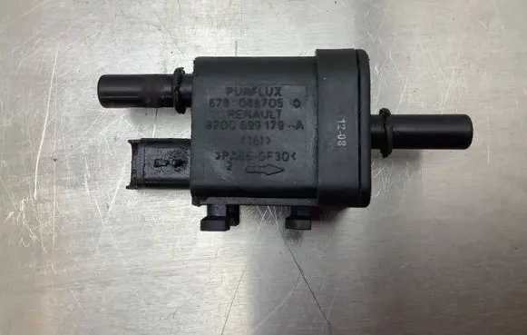 Renault Laguna III Fuel tank valve 6790887050 8200699179