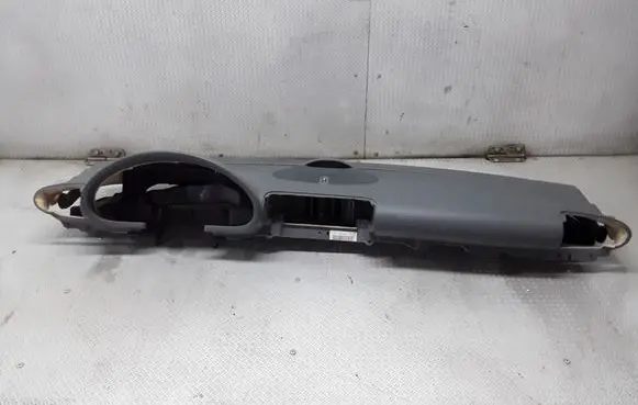 Mercedes-Benz C W203 Dashboard