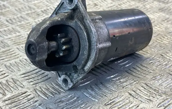 BMW 3 E90 E91 Starter motor