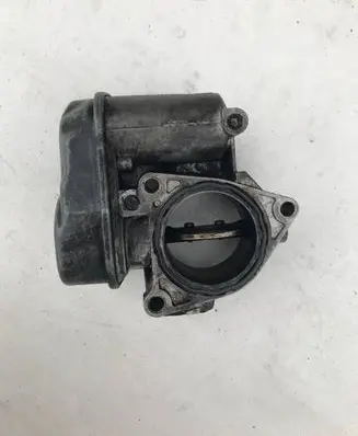 Volkswagen PASSAT B6 Throttle valve 03G128063B